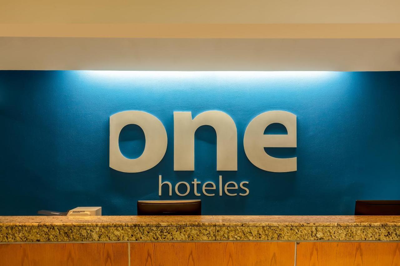 One Puebla Finsa Hotel Exterior photo
